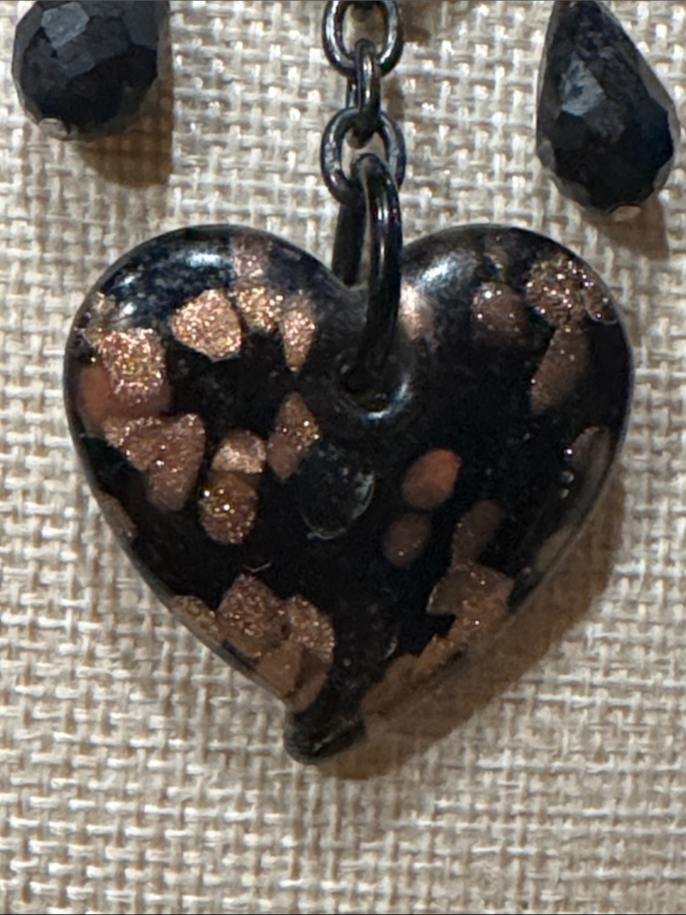 Statement Black and Brown glass Heart Pendant Necklace - black metal chain - Picture 4 of 4